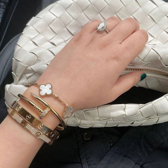 ELEGANCE NAIL DELUXE