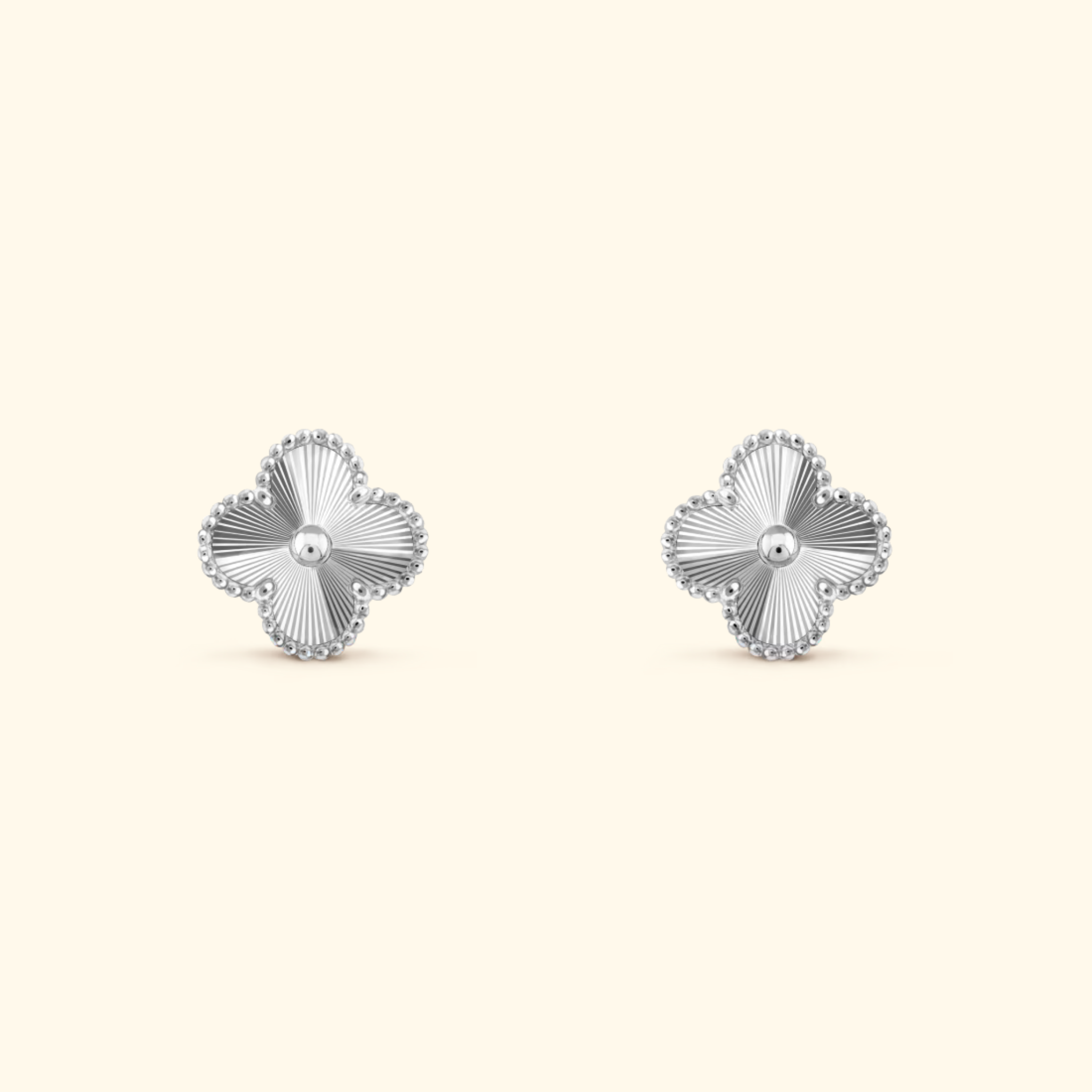 Les Boucles d'Oreilles Trèfle