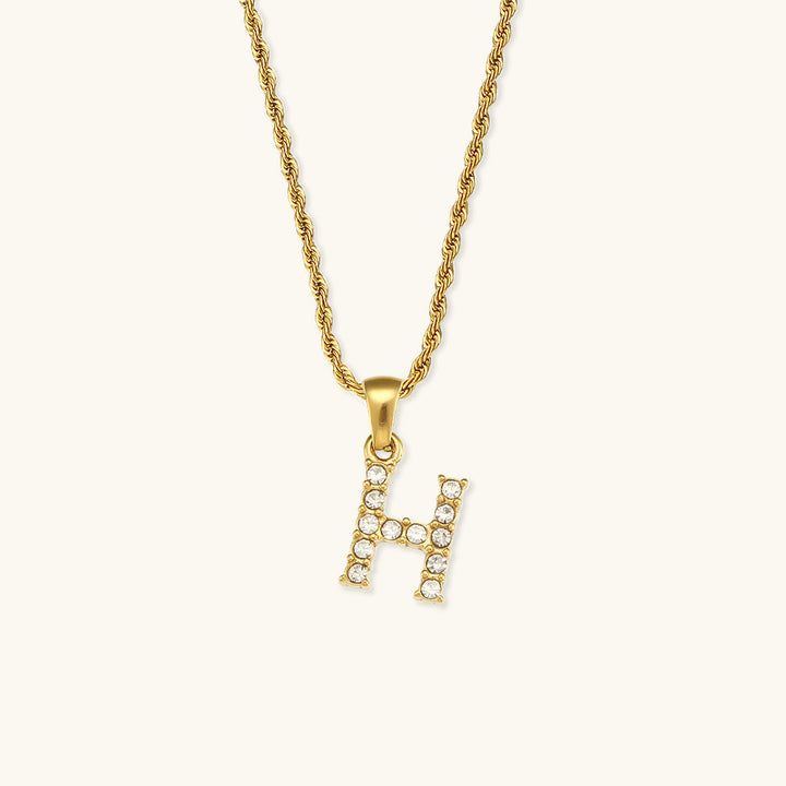 Collier en diamant avec initiale de la lettre Maeve