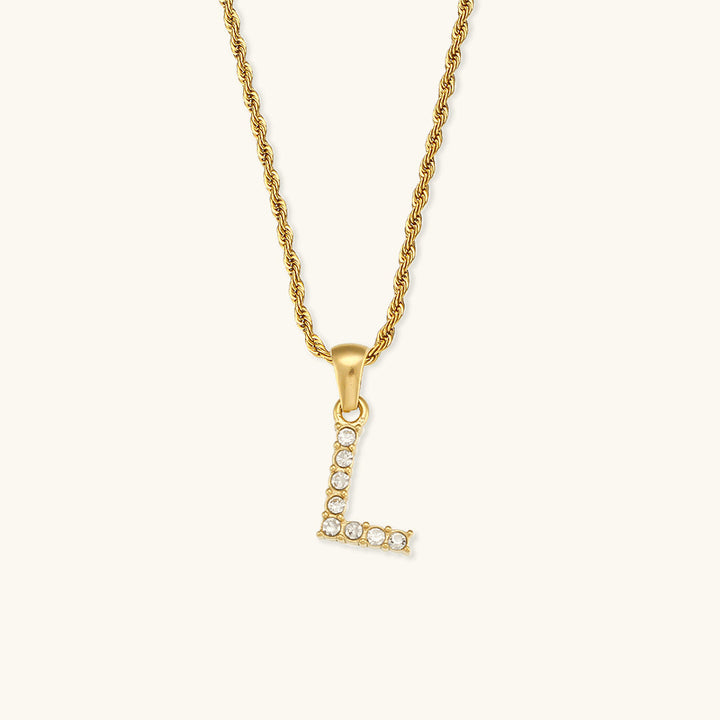 Collier en diamant avec initiale de la lettre Maeve