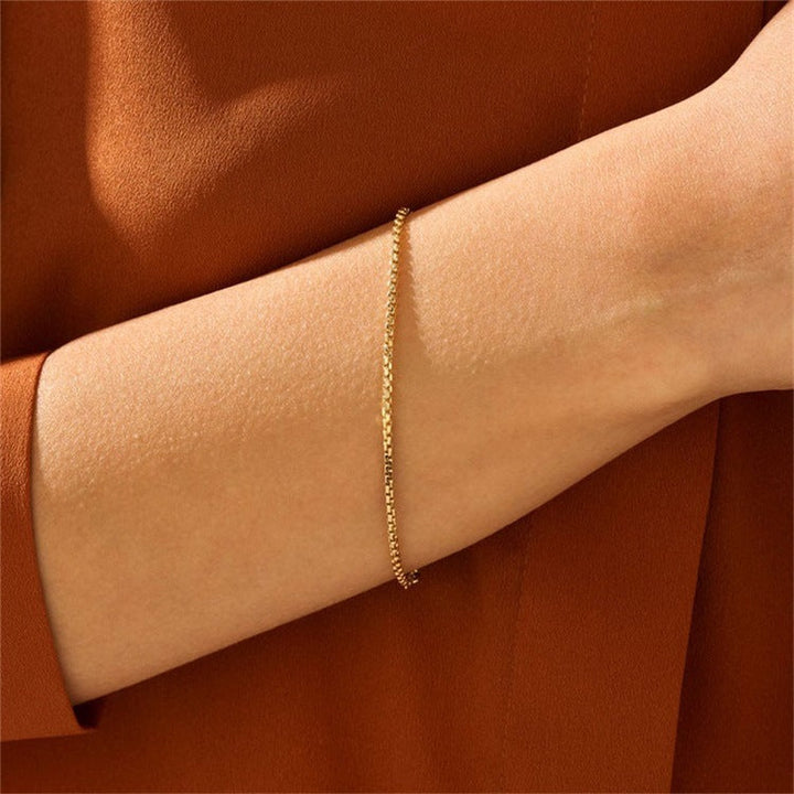 Victoria Gold Chain Bracelet