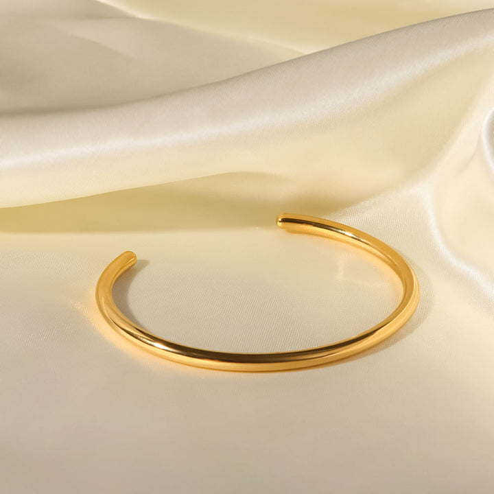 Ara Gold Bangle