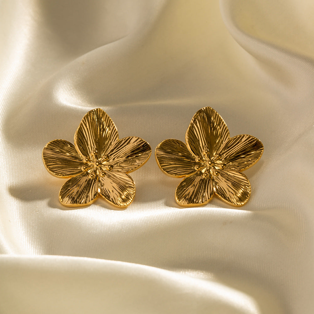 ALLAYSA Flower Earrings | Gold