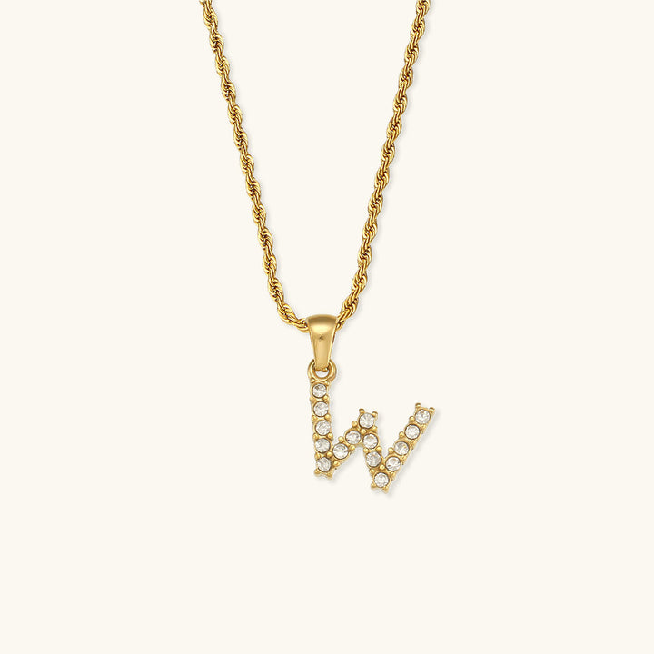 Collier en diamant avec initiale de la lettre Maeve