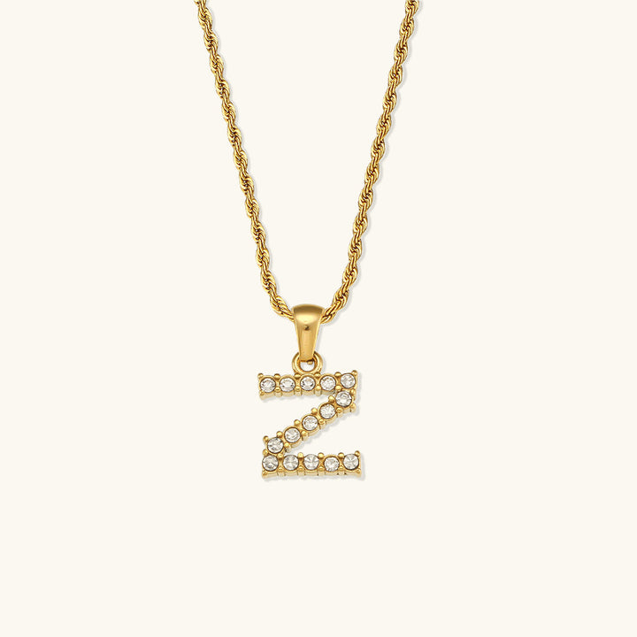 Collier en diamant avec initiale de la lettre Maeve