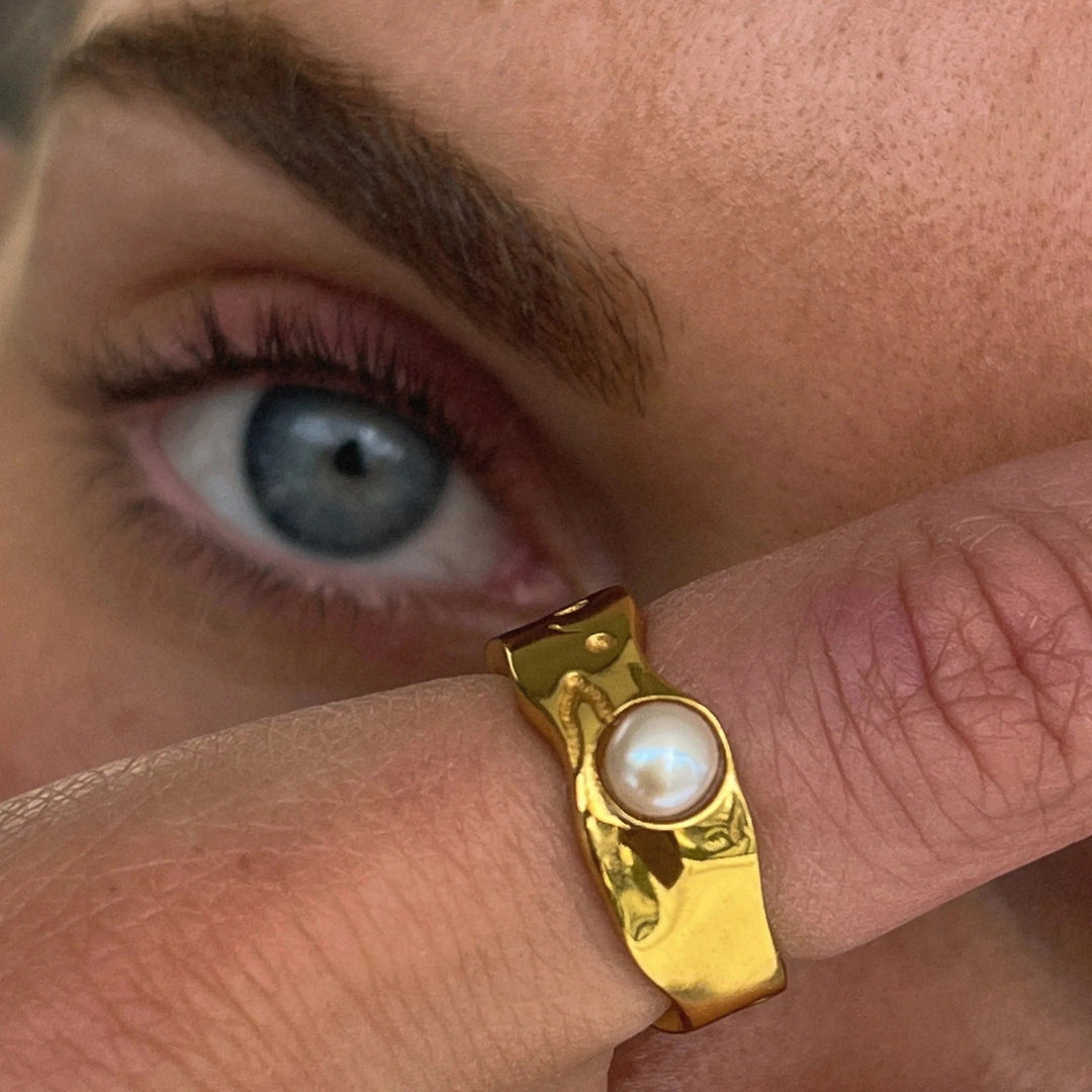 LAVA DE ORO Pearl Ring | Gold